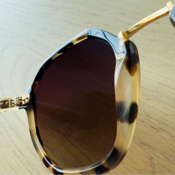 KREWE Dakota Iberia + Haze POLARIZED 18K Sunglasses - Picture 11 of 13